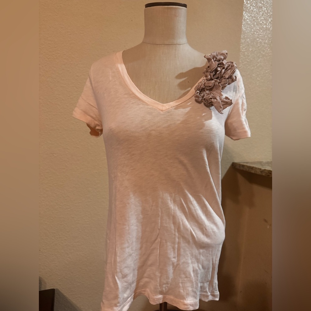 J. Crew V-Neck Pink Tissue Tee // Floral Appliqué size M